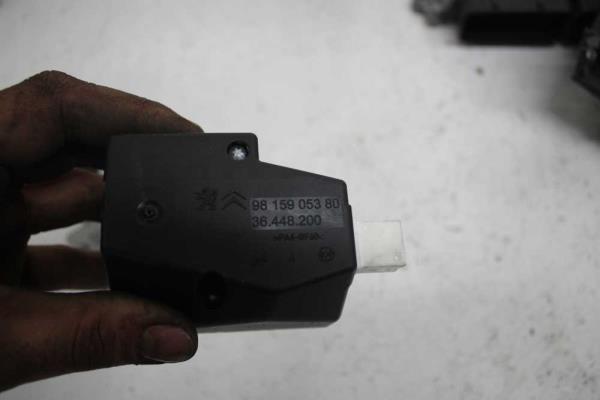 BOITIER COMPLET DS3 CROSSBACK 1.2 - Vue 5